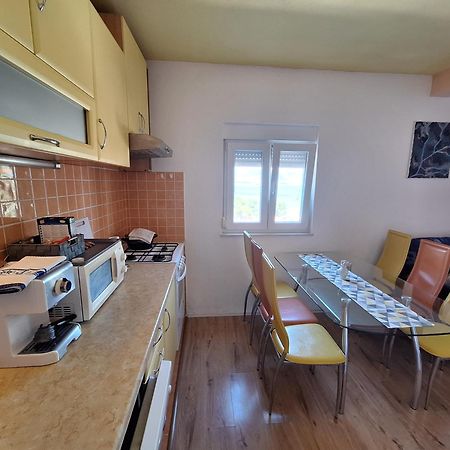 Apartman Mari 特罗吉尔 外观 照片
