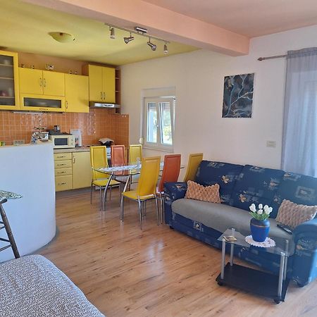 Apartman Mari 特罗吉尔 外观 照片