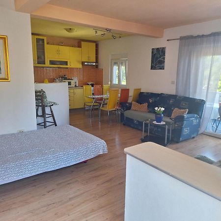 Apartman Mari 特罗吉尔 外观 照片