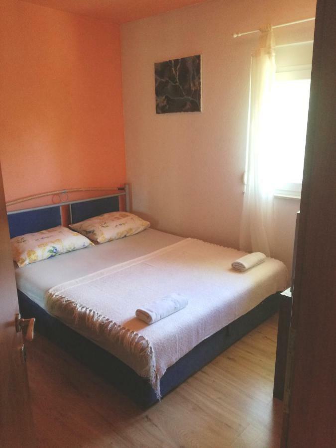 Apartman Mari 特罗吉尔 外观 照片