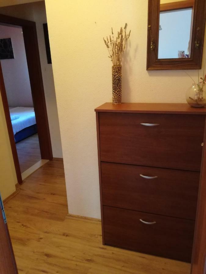 Apartman Mari 特罗吉尔 外观 照片